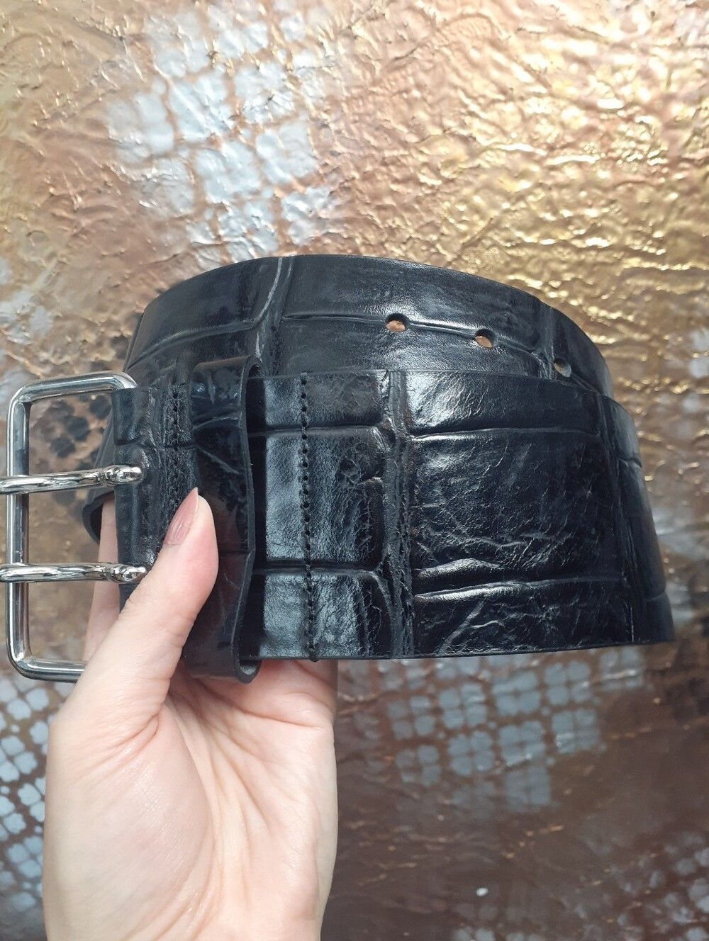 Zara Black Croc-Embossed Wide Leather Belt with Double-Prong Buckle - Picture 16 of 16